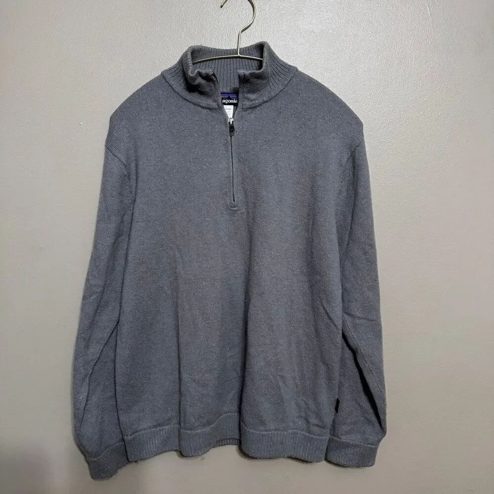 Patagonia 1/4 zip lambswool sweater gray size medium